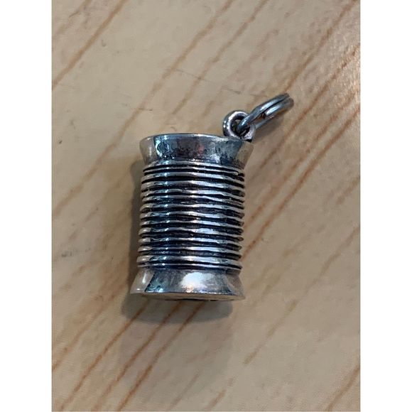 .925 Vintage Spool of Thread Sterling Silver Jewelry Charm #sew #hobby - Picture 4 of 5